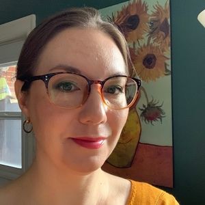 Meet your Posher, Jillian